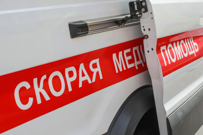 Два человека ранены при атаке ВСУ на медицинскую машину в Курской области
