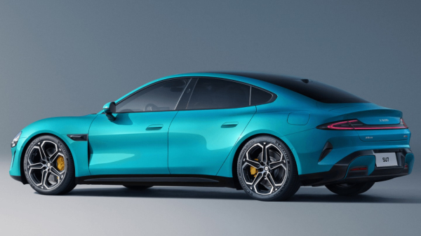 Xiaomi SU7 попал в центр скандала, решив &laquo;покататься&raquo; без хозяина