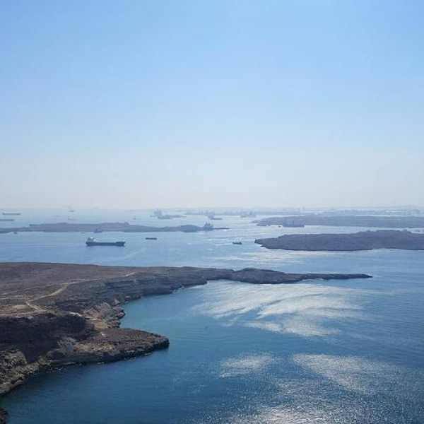 Трамп грозит каменным веком, а Иран вводит платный проход для врагов