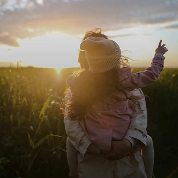 Как говорить с детьми о менструации и сексе
