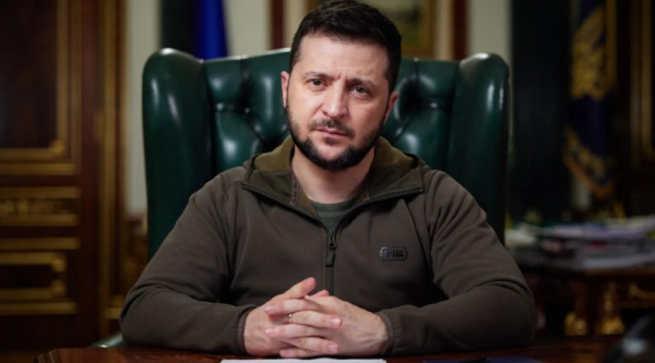 Мендель: Зеленский хочет продолжения конфликта, чтобы получить еще больше денег