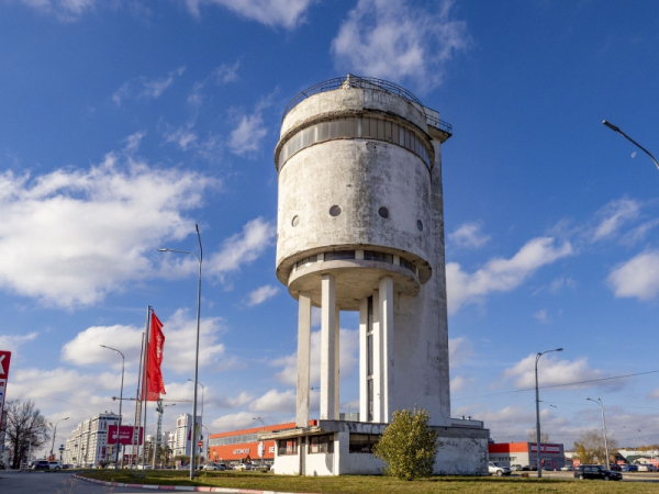 Чиновники выселят из екатеринбургской Белой башни спасавших ее архитекторов