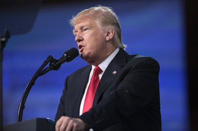 Трамп заявил, что чувствует себя нормально после стрельбы на приеме с ним