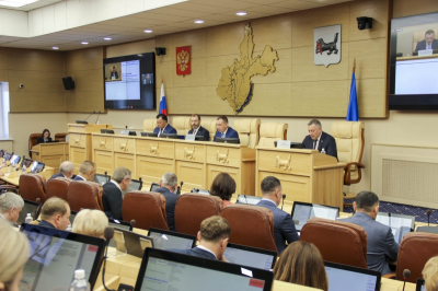 В иркутском ЗС наградят лауреатов Почетного знака им. Ножикова