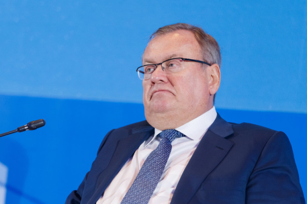 &laquo;Идея фиговая, думаю, что ее&nbsp;похоронят&raquo;: Костин о&nbsp;налоге на&nbsp;сверхприбыль для банков