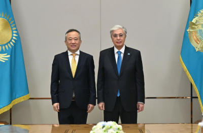 Глава государства принял президента Пекинского университета языка и культуры Дуань Пэна