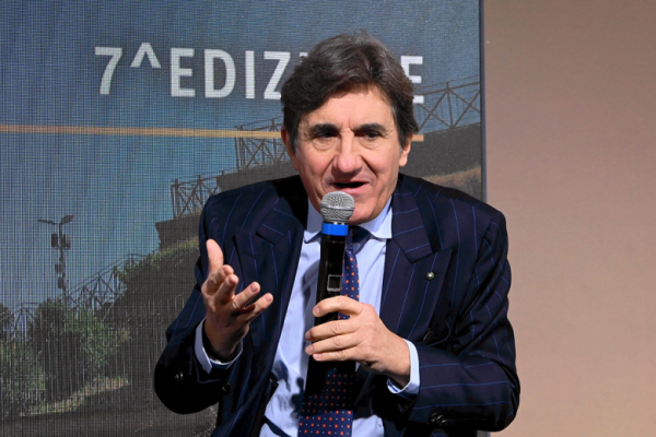 Разгневанные фанаты &laquo;Торино&raquo; оставили владельцу клуба послание с фекалиями