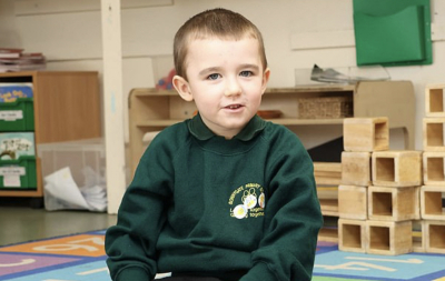 Мать задушила своего особенного сына и положила записку на его тело