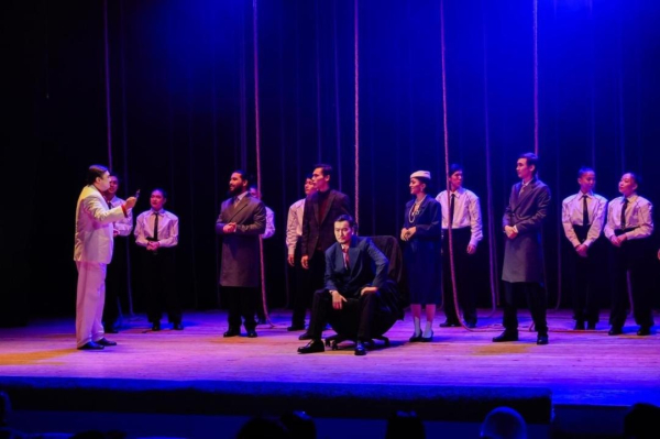 В Астане показали спектакль о том, как зависимость разрушает семьи