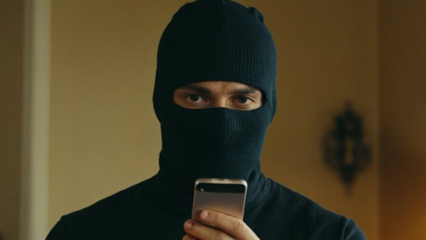 Наживаются на горе: мошенники под видом экстрасенсов обманывают родственников пропавших людей 13/03/2026 &ndash; Новости