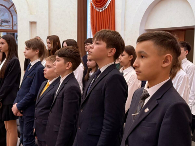 СВО хәрбиләре яшүсмерләргә паспортлар тапшырды