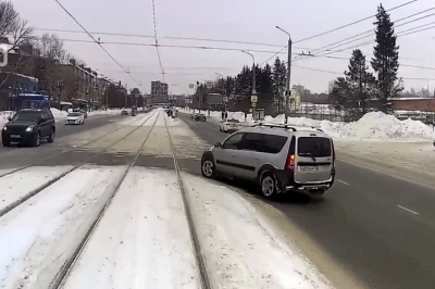 Стали известны подробности ДТП с трамваем на Гвардейской в Казани