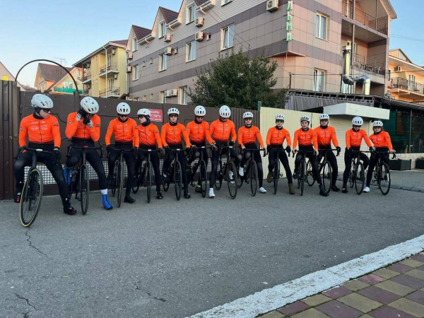 Академия велоспорта Ильнура Закарина проводит сборы в Адлере