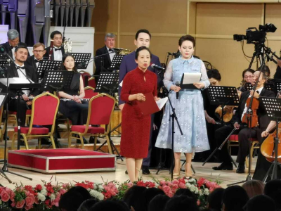 В Алматы проходит концерт, посвященный 120-летию Сянь Синхая