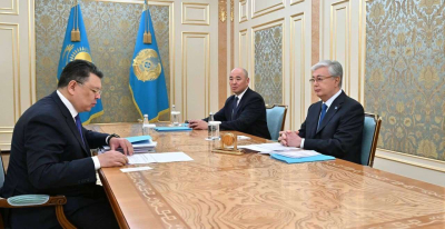 Токаев принял заместителя Премьер-министра Каната Бозумбаева