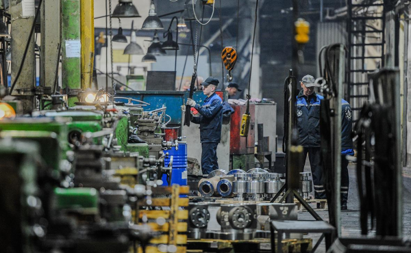 Котяков объяснил слова о поддержке работодателями семей с детьми