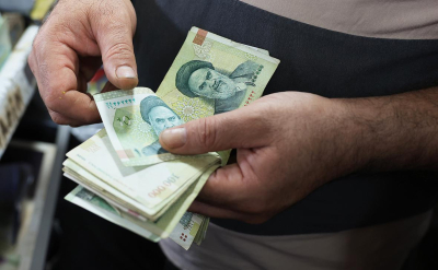 Иранский риал значительно вырос впервые после начала войны с США