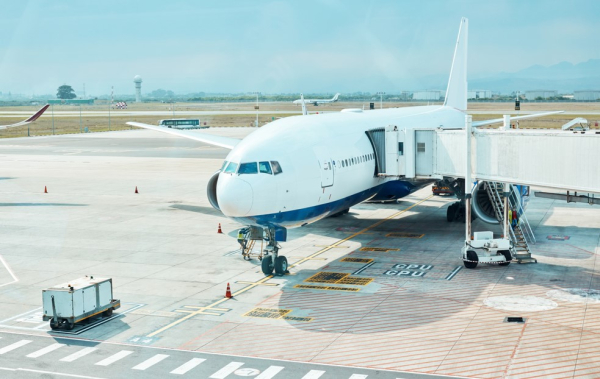 IATA: мировой авиационный рынок показал уверенный рост в октябре 2025 года