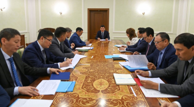 Ерлан Карин провел совещание по исполнению поручений президента