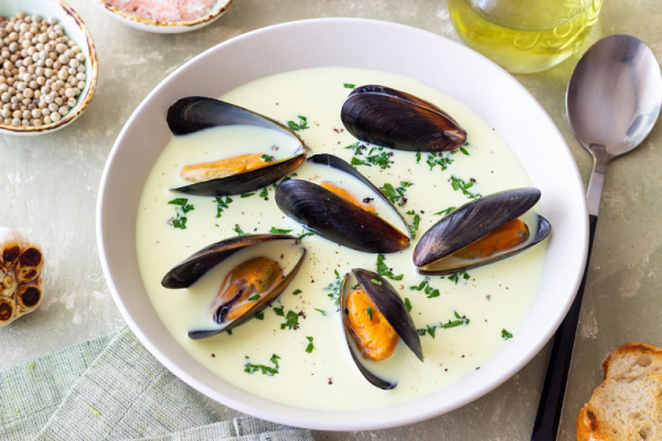 Мидии в кокосовом молоке: секрет ужина, который сведет с ума