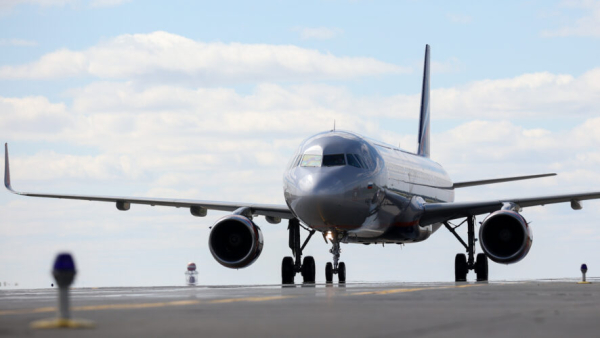 Застряли на острове: пассажиров рейса Фукуок - Казань продержали в самолете 6 часов 13/03/2026 &ndash; Новости