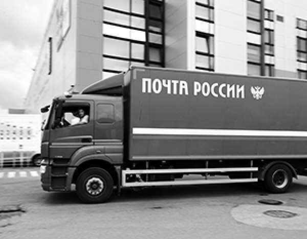 Лавров: Путин никогда не отказывал Макрону в телефонном разговоре