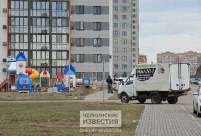 Юрист разъяснила правила парковки во дворах многоквартирных домов