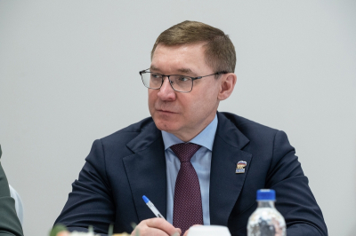 Владимир Якушев: &laquo;Единая Россия&raquo; обеспечит волонтерами и помощью ликвидацию последствий наводнения в Дагестане