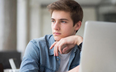 Сферум запускает онлайн-помощников для подготовки к ОГЭ и ЕГЭ