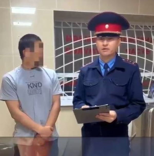 В Бишкеке водитель купил фальшивые права за 120 тыс. рублей