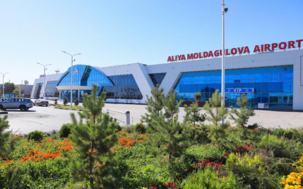 Об опыте аэропорта Актобе упомянули в Парламенте