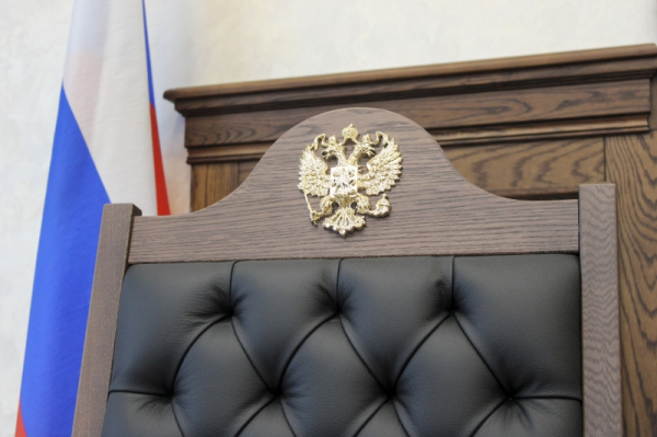 Сыну &laquo;крабового короля&raquo; зачитали более 20 томов обвинения: процесс во Владивостоке продолжается